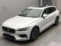 2022 Volvo V60