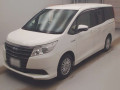 2015 Toyota Noah