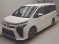 2017 Toyota Voxy