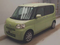 2011 Daihatsu Tanto