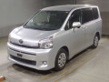2012 Toyota Voxy