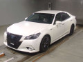 2015 Toyota Crown Hybrid