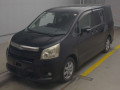 2010 Toyota Noah
