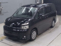2011 Toyota Voxy