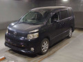 2007 Toyota Voxy