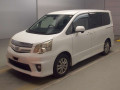 2010 Toyota Noah