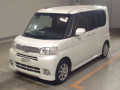 2013 Daihatsu Tanto
