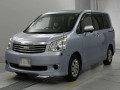 2010 Toyota Noah