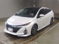 2022 Toyota Prius PHV
