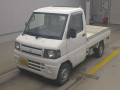 2011 Mitsubishi Minicab Truck