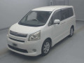 2009 Toyota Noah