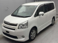 2009 Toyota Noah