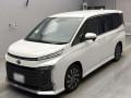 2022 Toyota Voxy