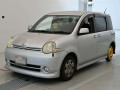 2005 Toyota Sienta