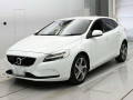 2016 Volvo V40