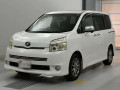 2010 Toyota Voxy
