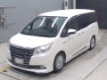2016 Toyota Noah
