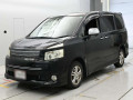 2010 Toyota Voxy