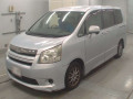 2009 Toyota Noah
