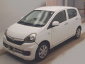 2015 Daihatsu Mira e:S