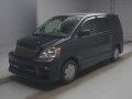 2003 Toyota Noah