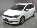 2017 Volkswagen Golf Touran