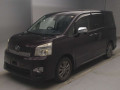 2013 Toyota Voxy