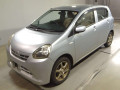 2013 Daihatsu Mira e:S