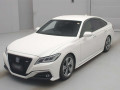 2019 Toyota Crown Hybrid