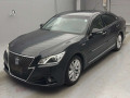 2013 Toyota Crown Hybrid