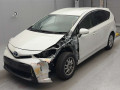 2015 Toyota Prius alpha