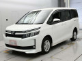 2016 Toyota Voxy