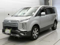 2019 Mitsubishi Delica D5