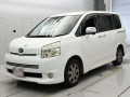 2009 Toyota Voxy
