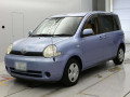 2004 Toyota Sienta