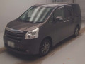 2009 Toyota Noah