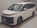 2025 Toyota Voxy