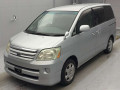 2007 Toyota Noah