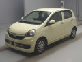 2015 Daihatsu Mira e:S