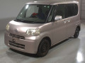 2011 Daihatsu Tanto