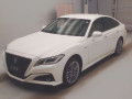 2019 Toyota Crown Hybrid