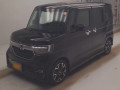 2018 Honda N-BOX CUSTOM