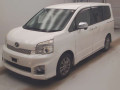 2013 Toyota Voxy