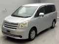 2007 Toyota Noah