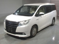 2015 Toyota Noah