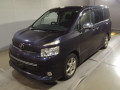 2009 Toyota Voxy