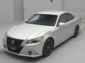 2015 Toyota Crown Hybrid
