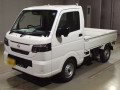 2026 Nissan Clipper Truck