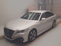 2018 Toyota Crown Hybrid