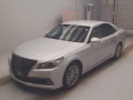 2015 Toyota Crown Hybrid